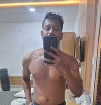 Vicky Singh - Acompañantes masculino in New Delhi