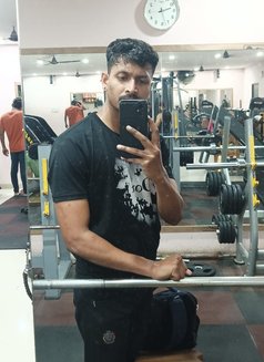 Vicky Singh - Acompañantes masculino in New Delhi Photo 7 of 8