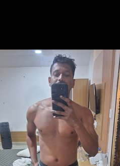 Vicky Singh 7+ dm on tg @iamvijaylodhi96 - Male escort in New Delhi Photo 4 of 5