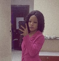 Vicky - escort in Abu Dhabi