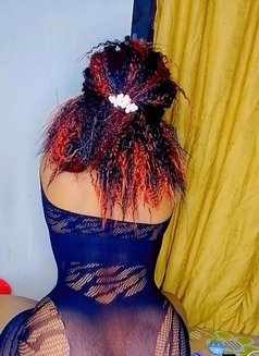 Vicky - escort in Beirut Photo 6 of 6