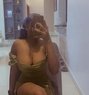 Vicky - escort in Douala Photo 1 of 5
