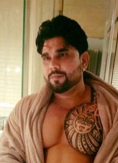 Vicky Top Paid Fun - Male escort in New Delhi Photo 1 of 6