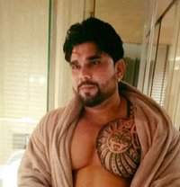 Vicky Top Paid Fun - Male escort in New Delhi