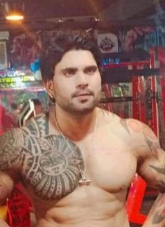 Vicky Top Paid Fun - Male escort in New Delhi Photo 5 of 6