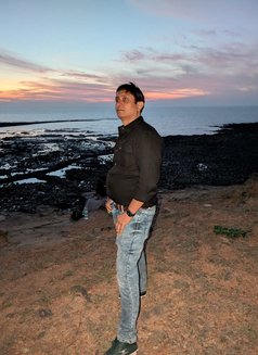 Delivery Boy - Acompañantes masculino in Mumbai Photo 3 of 7