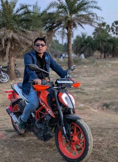 Delivery Boy - Acompañantes masculino in Mumbai Photo 6 of 7