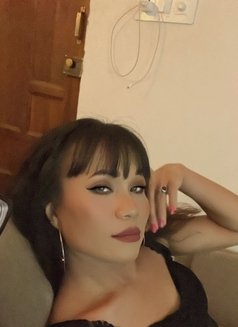 Veronica - Transsexual escort in İstanbul Photo 2 of 8
