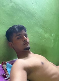 Victor - Male escort in Surat Photo 12 of 15