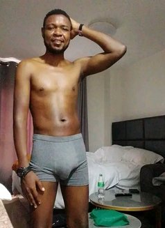 Victor - Acompañantes masculino in Nairobi Photo 3 of 3