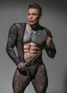 Victor - Male escort in Stockholm Photo 1 of 15