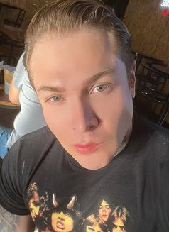 Victor - Male escort in Stockholm Photo 13 of 15