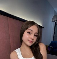 Victori - escort in Singapore