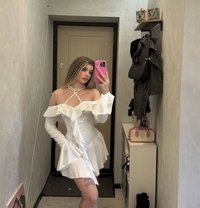 Victoria - puta in Dubai