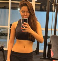 Victoria - escort in London