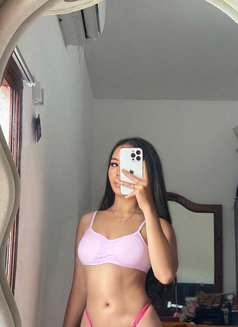 VICTORIA CATLYN SEXY GIRL - puta in Bali Photo 18 of 18
