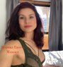 Victoria Tantra - Masajista in Cardiff Photo 1 of 10