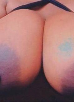 Victoria - puta in Kampala Photo 6 of 6