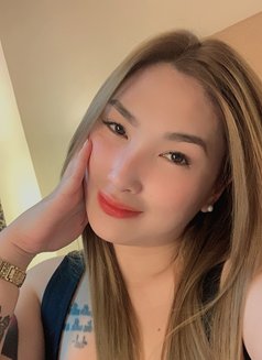 Victoria - escort in Bangkok Photo 5 of 7