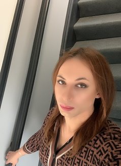 Victoria Katherine Ts - Transsexual escort in London Photo 13 of 17