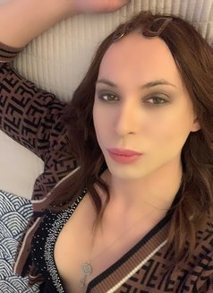 Victoria Katherine Ts - Transsexual escort in London Photo 14 of 17