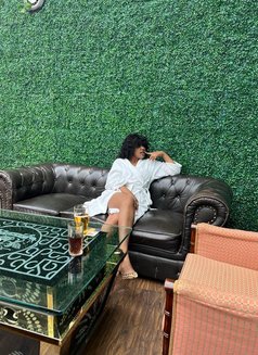 Victoria - puta in Dubai Photo 7 of 7