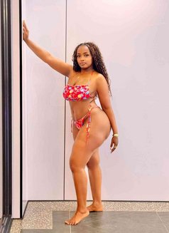 Victoria - escort in Nairobi Photo 2 of 3