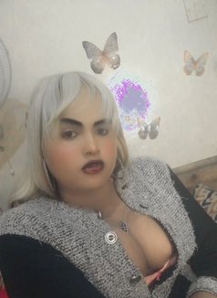 Victoria - Acompañantes transexual in Nairobi Photo 6 of 6