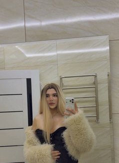 Victoria Lima - Transsexual escort in Baku Photo 4 of 4