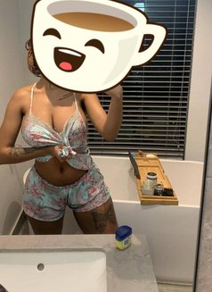 Victoria New girl in town deepthroat - escort in Mumbai Photo 8 of 9
