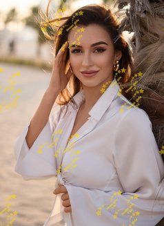 VICTORIA PASSION - puta in Abu Dhabi Photo 6 of 12