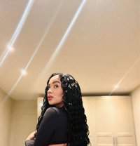 Victoria - escort in Beirut Photo 2 of 10