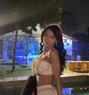 Victoria - Transsexual escort in Gurgaon Photo 12 of 12