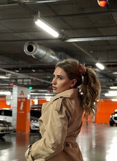 Victoria - escort in Beirut Photo 8 of 29