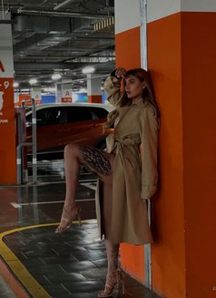 Victoria - escort in Beirut Photo 9 of 29