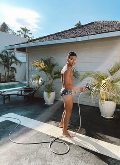 VictorioSG - Male escort in Bali Photo 5 of 8