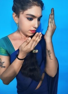 Video Call Audio Call Honey Available - Transsexual escort in Chennai Photo 1 of 4