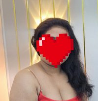 Vidhi Cam and Real Meet - escort in New Delhi
