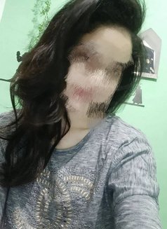 Vidhi - escort in Coimbatore Photo 2 of 4