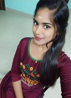 Vidhi - escort in Hyderabad Photo 1 of 4