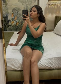 Vidhi Patel Escort Service 24 Hours - escort in Ahmedabad Photo 4 of 5