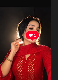 Vidhi Singh Independent - companion in New Delhi Photo 1 of 8