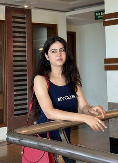 Vidhya - puta in Kochi Photo 1 of 2