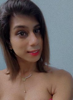 Vidu - Transsexual escort in Bangalore Photo 2 of 7