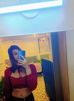 Vidu - Transsexual escort in Bangalore Photo 3 of 7