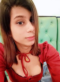 Vidu - Transsexual escort in Bangalore Photo 4 of 7