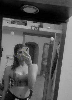 Vidu - Transsexual escort in Bangalore Photo 11 of 11