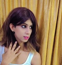 Vidushi - Transsexual escort in Bangalore