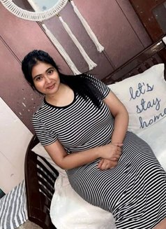 Vidyawati - escort in Kochi Photo 2 of 4