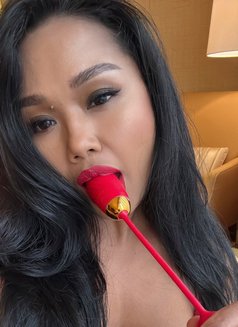 Vie2( Independents ) - escort in Hong Kong Photo 2 of 2